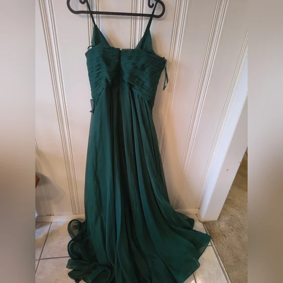 La Femme Emerald Green Formal Bridesmaid Dress - Picture 3 of 3